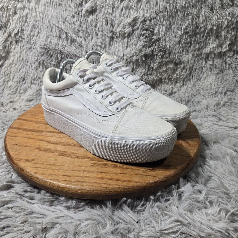 Vans Old Skool Sk8 Low Platform Mens 8.5 Womens Size 10 Sneakers Triple White